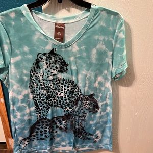 White Stag brand new size large leopard shirt